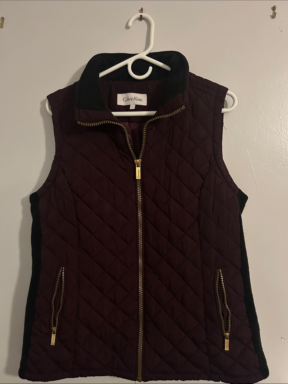 Calvin Klein Quilted Burgundy Sleeveless Vest with Black Trim